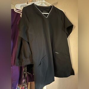 Jaanuu Black Scrub Set